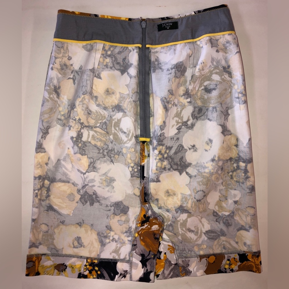J. CREW Stretch Golden Rose Floral Pencil Skirt (S) - Picture 15 of 17